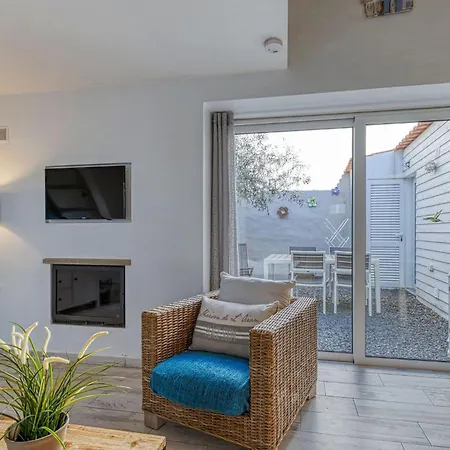 Quintal Da Oliveira - Center *